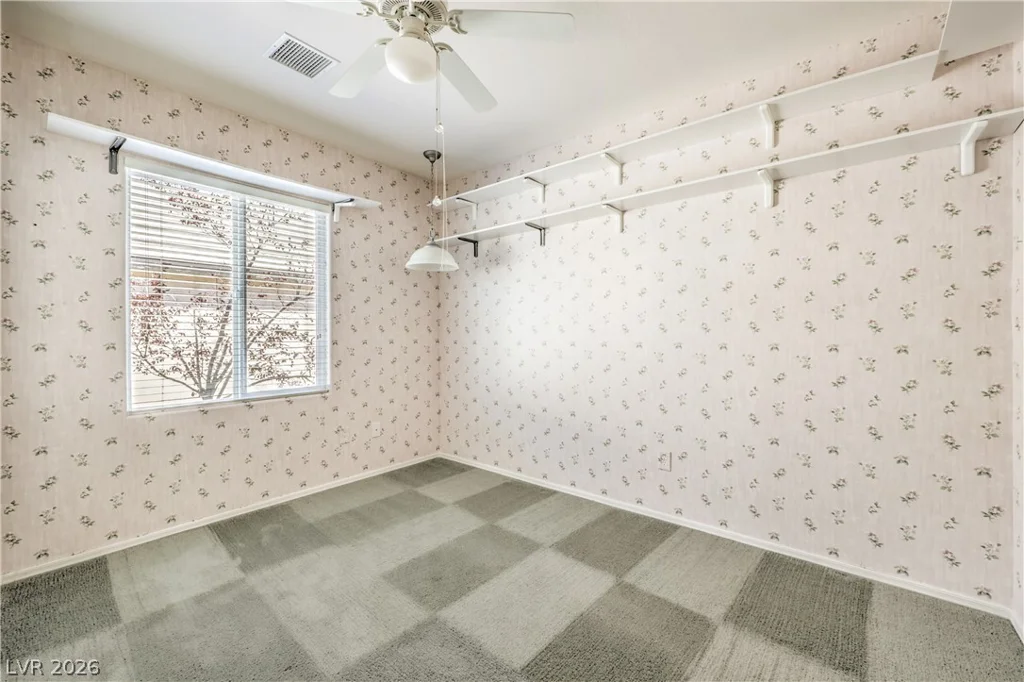 2512 Cosmic Dust, Henderson, NV 89044