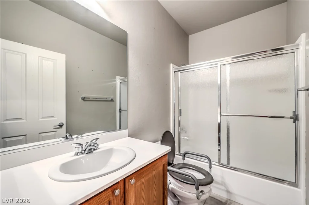 2512 Cosmic Dust, Henderson, NV 89044