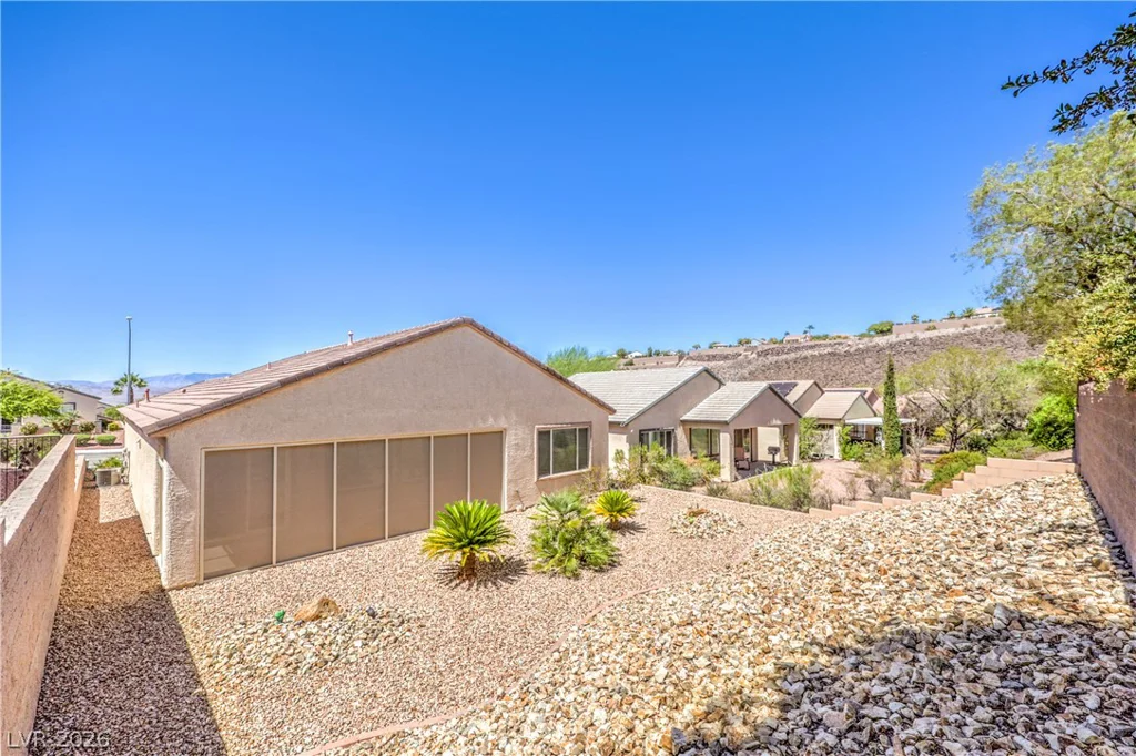 2512 Cosmic Dust, Henderson, NV 89044