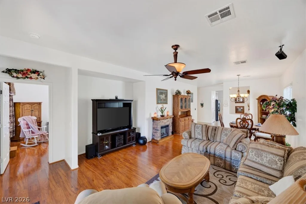 6044 Tokara, Las Vegas, NV 89122