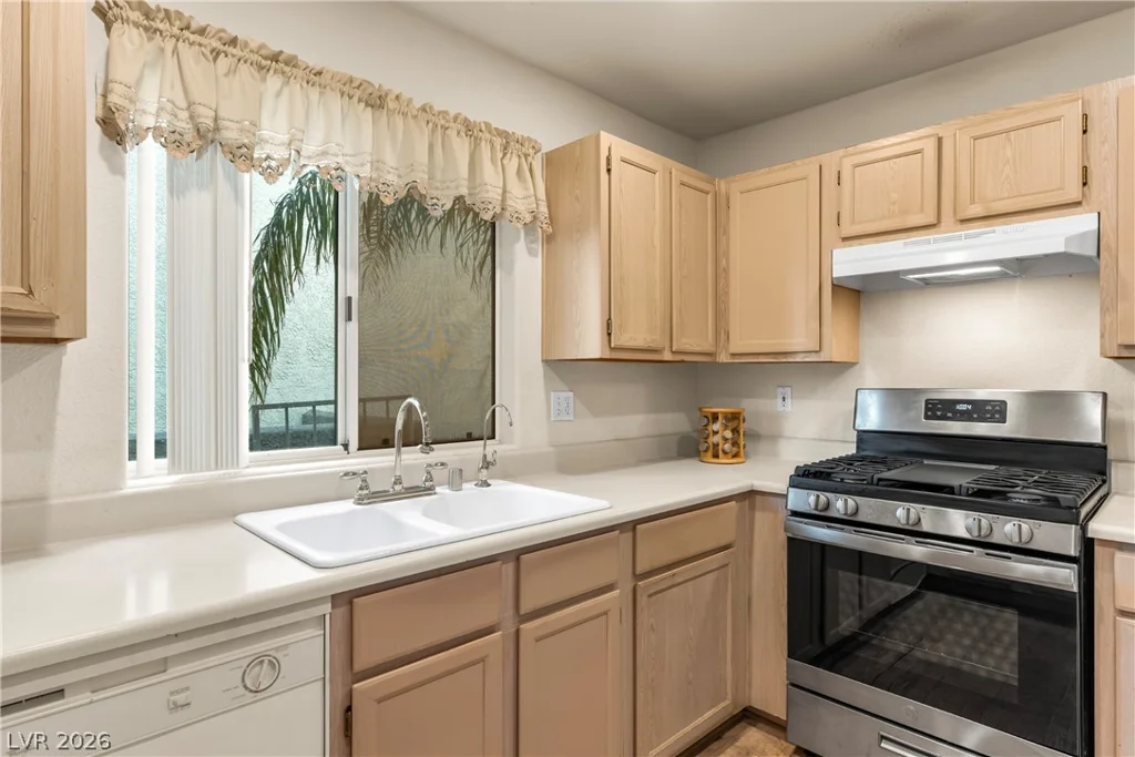 5602 Calais, Las Vegas, NV 89118