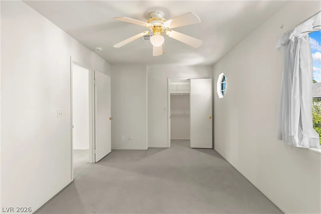 5602 Calais, Las Vegas, NV 89118