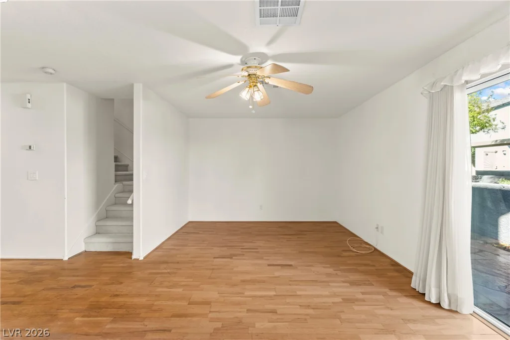5602 Calais, Las Vegas, NV 89118