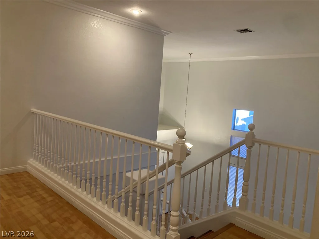 8877 Waltzing Waters, Las Vegas, NV 89147
