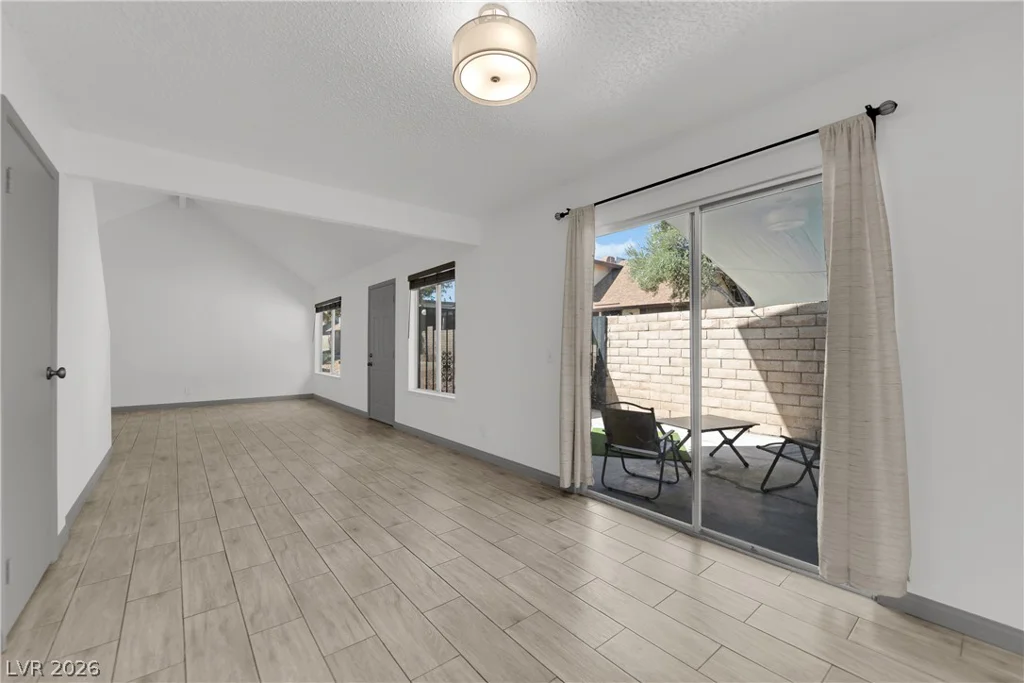 3157 Batavia, Las Vegas, NV 89102