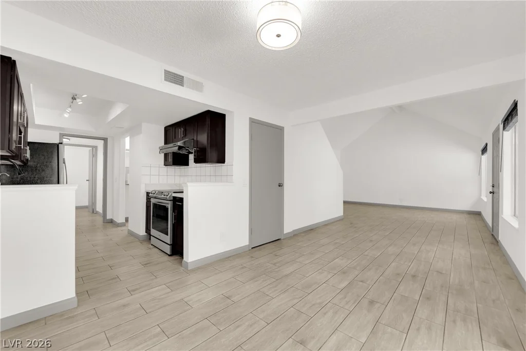 3157 Batavia, Las Vegas, NV 89102