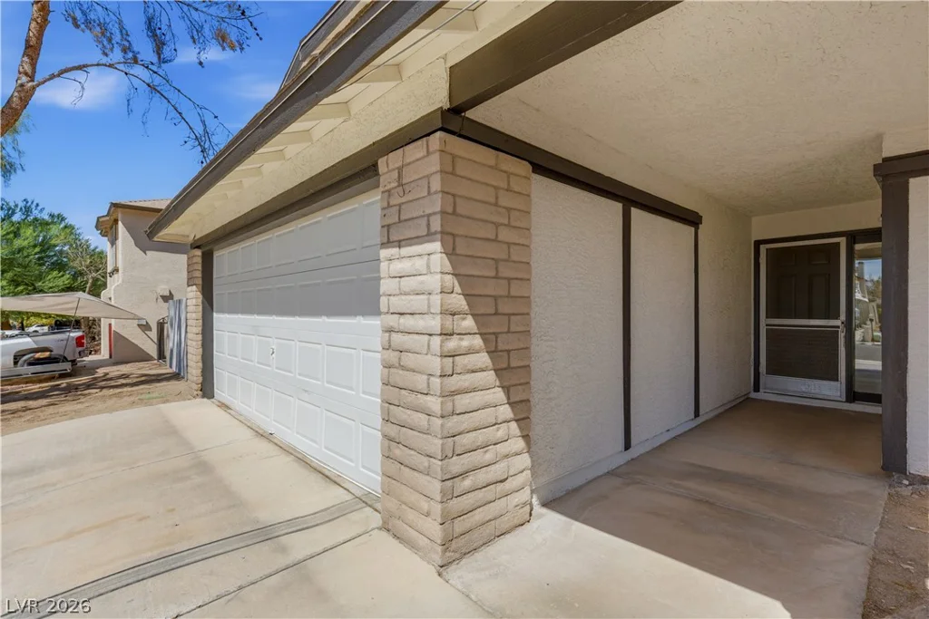 6058 Mirror Lake, Las Vegas, NV 89110