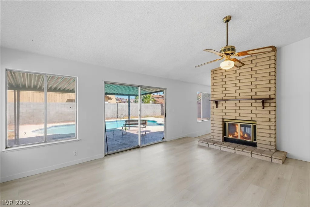 6058 Mirror Lake, Las Vegas, NV 89110