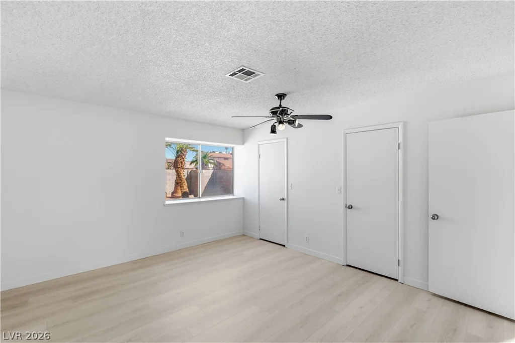 6058 Mirror Lake, Las Vegas, NV 89110