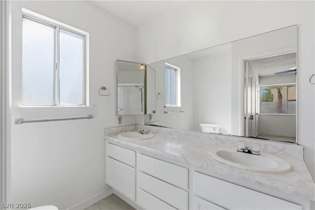 6058 Mirror Lake, Las Vegas, NV 89110