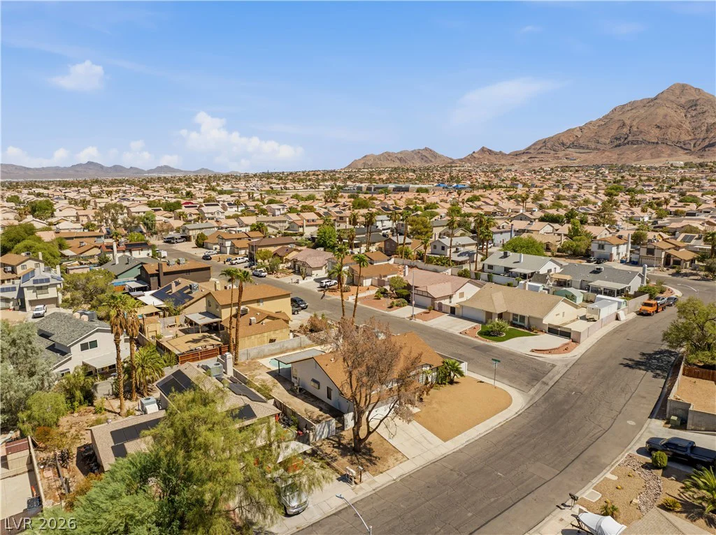 6058 Mirror Lake, Las Vegas, NV 89110