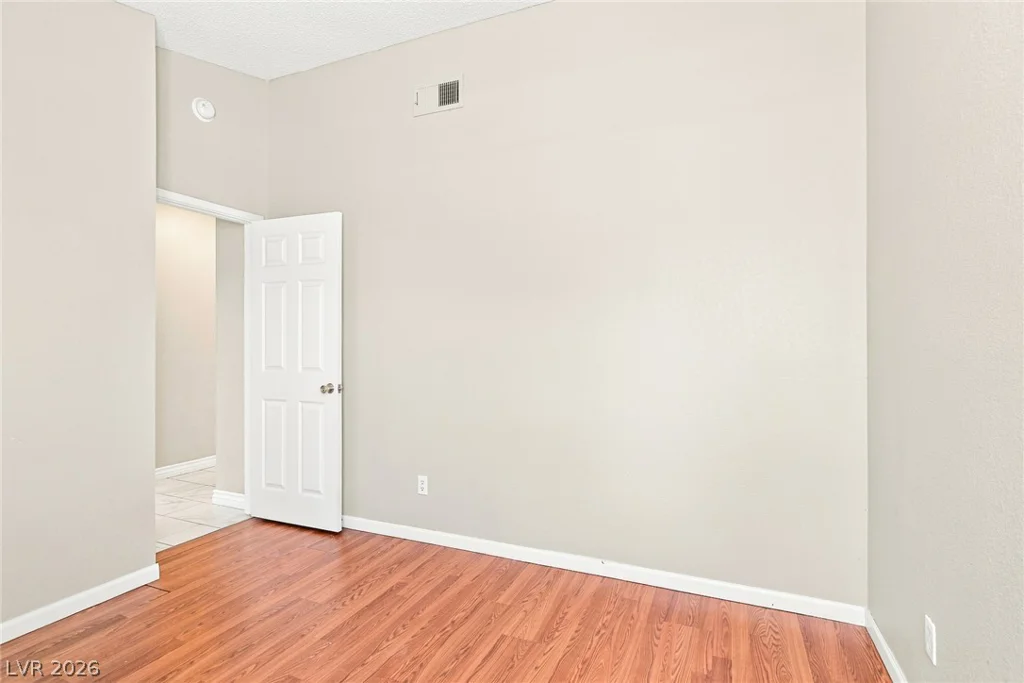 6356 Mint Frost, Las Vegas, NV 89108