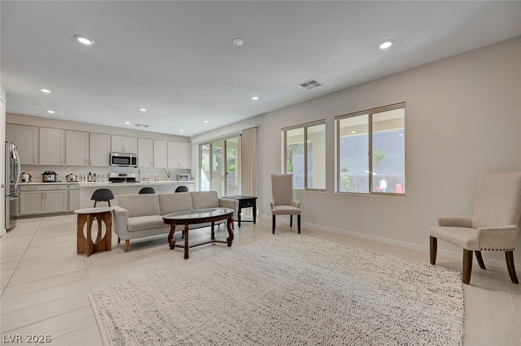 103 Medianoche, Las Vegas, NV 89138