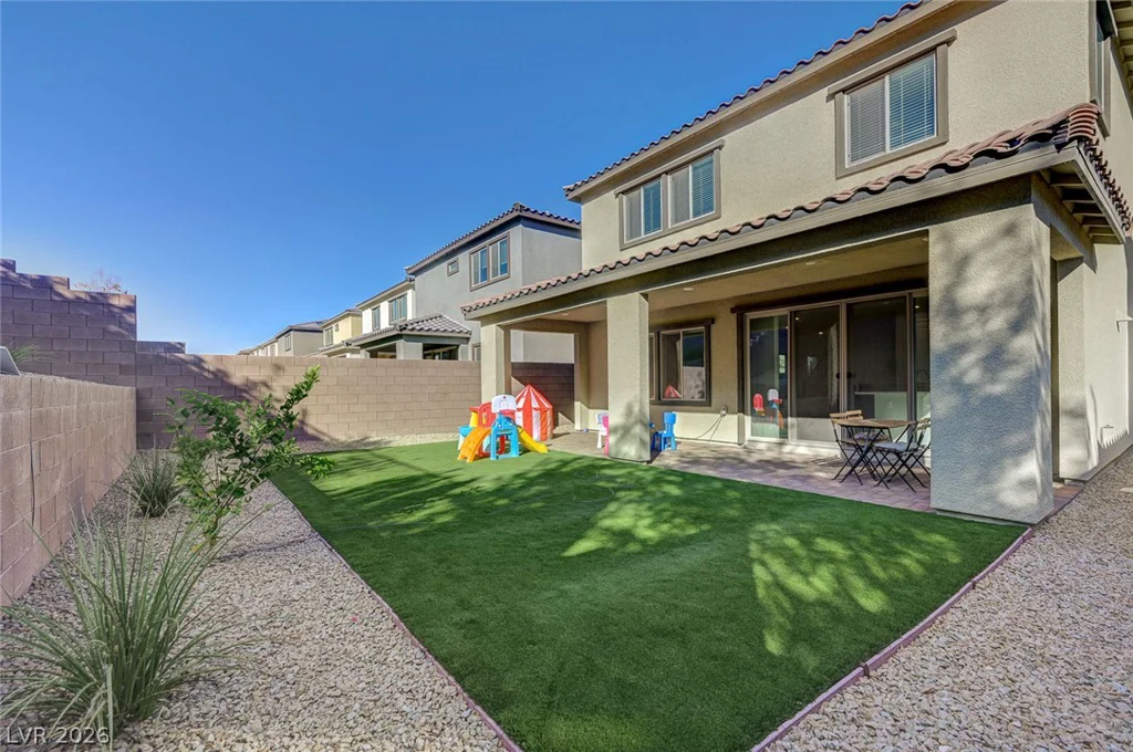 103 Medianoche, Las Vegas, NV 89138