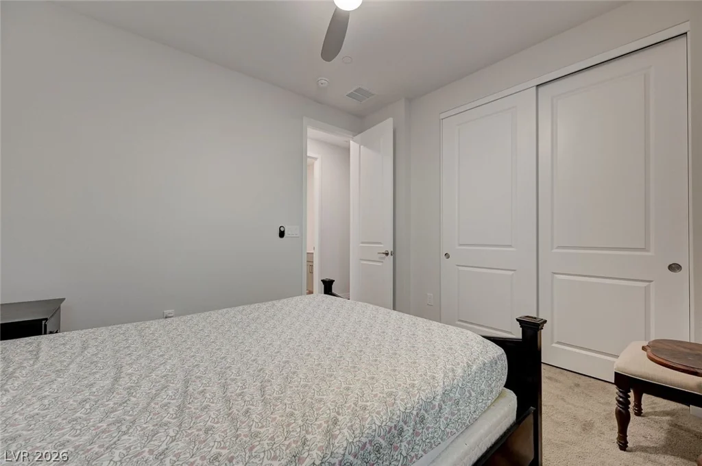 103 Medianoche, Las Vegas, NV 89138