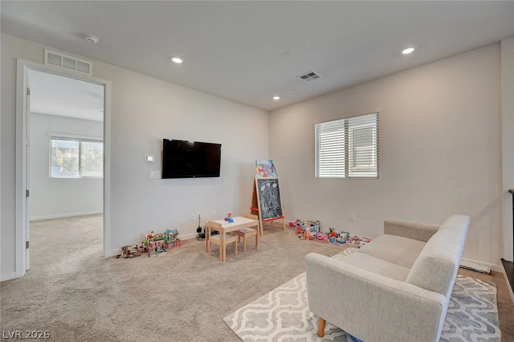 103 Medianoche, Las Vegas, NV 89138