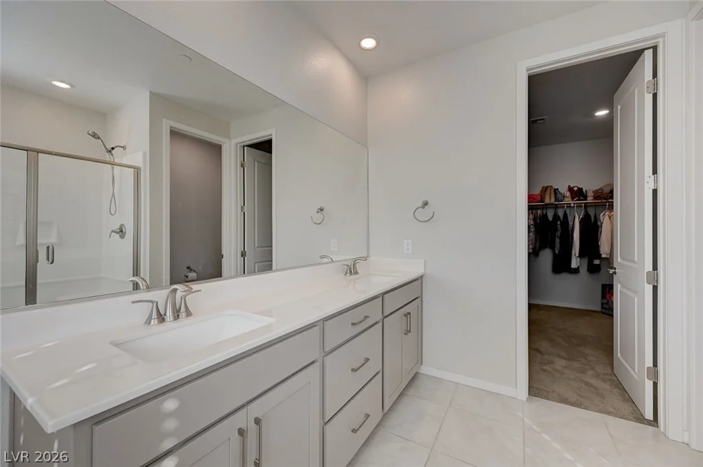 103 Medianoche, Las Vegas, NV 89138