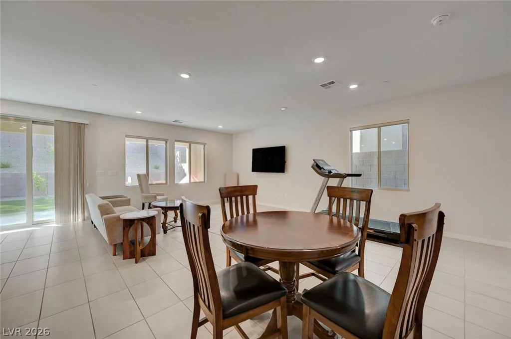 103 Medianoche, Las Vegas, NV 89138
