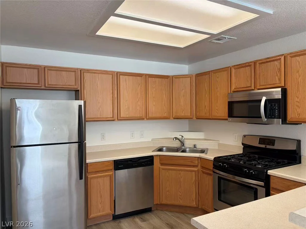 9580 Reno, Las Vegas, NV 89148