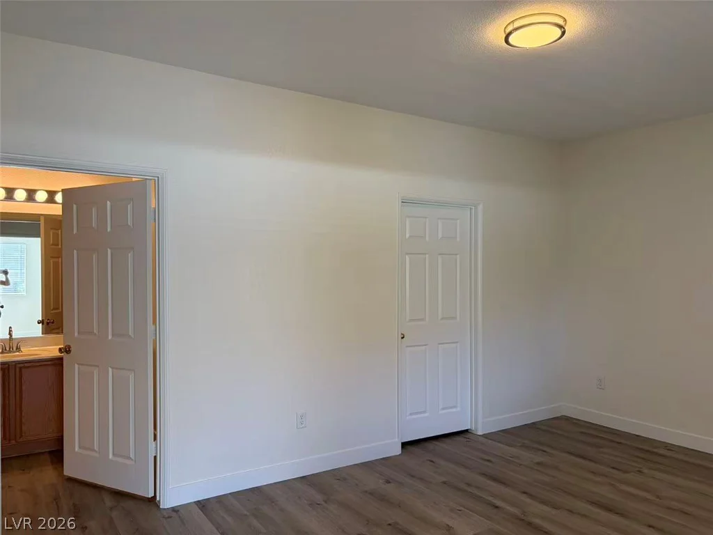 9580 Reno, Las Vegas, NV 89148