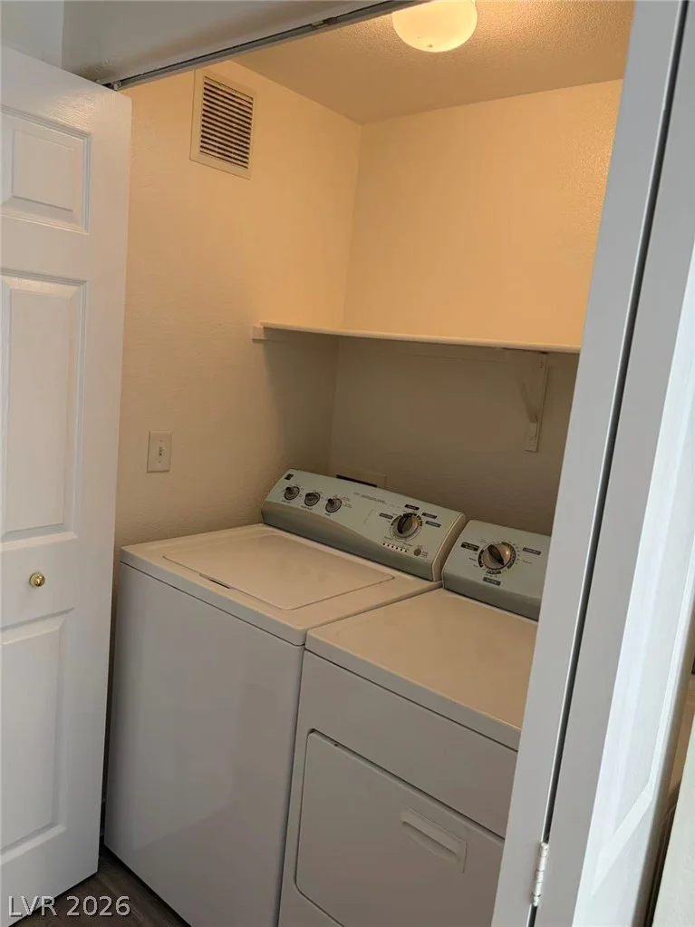9580 Reno, Las Vegas, NV 89148