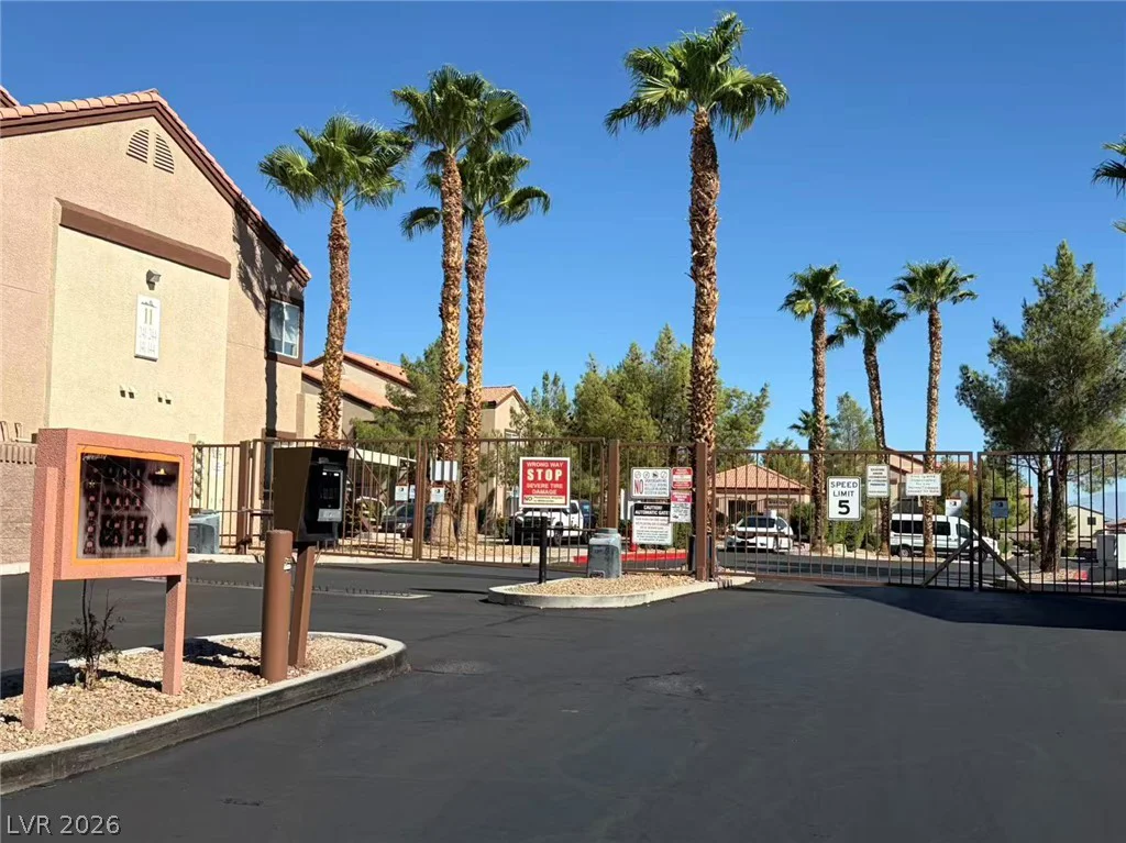9580 Reno, Las Vegas, NV 89148