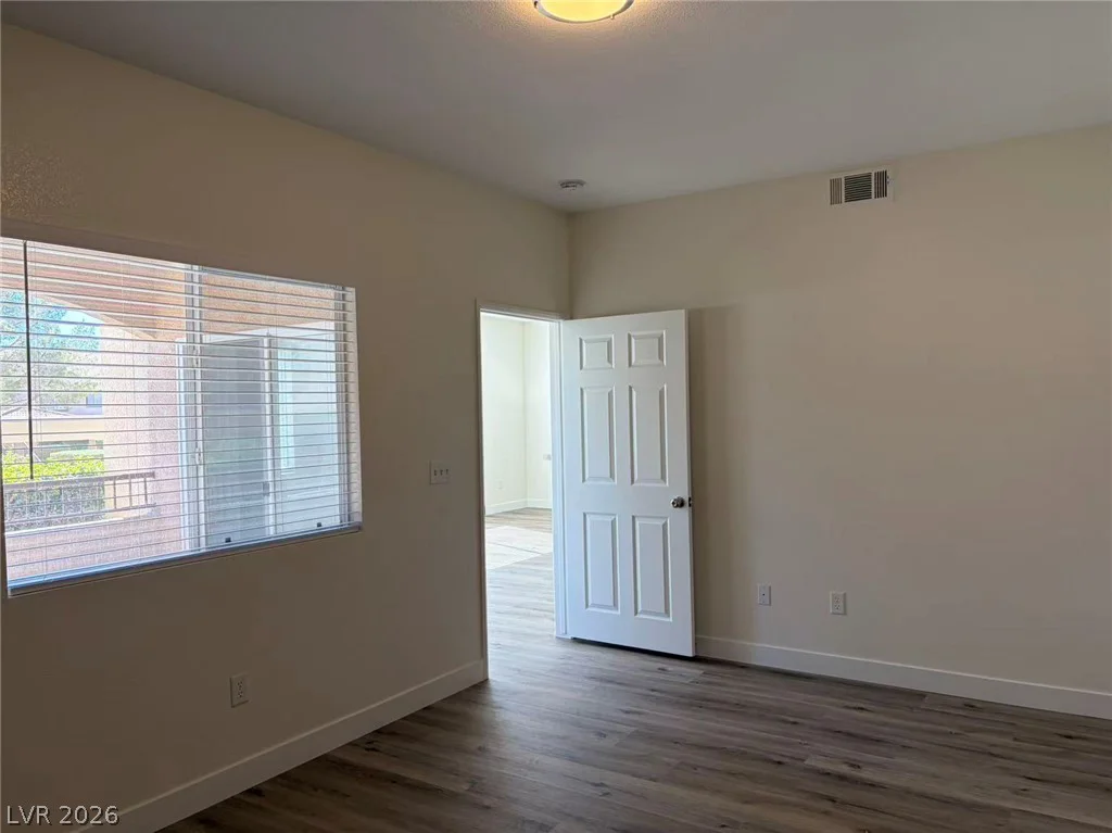 9580 Reno, Las Vegas, NV 89148