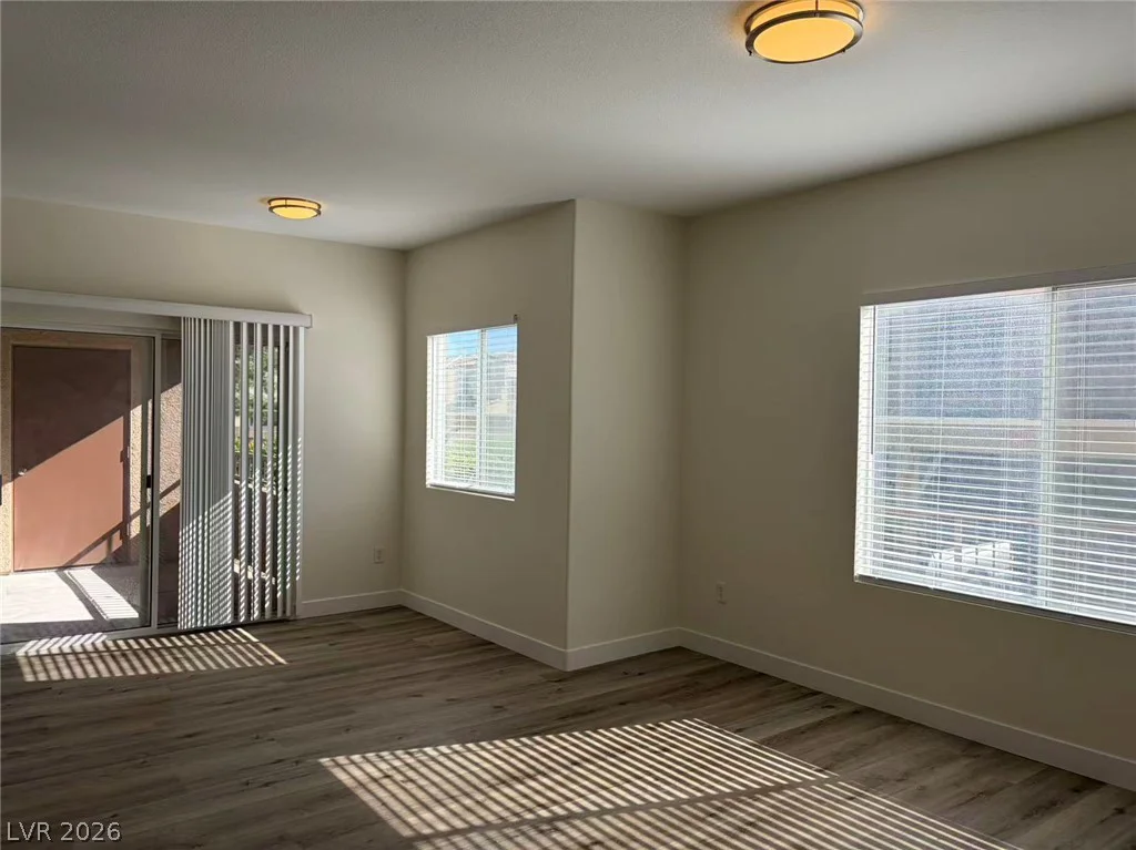 9580 Reno, Las Vegas, NV 89148