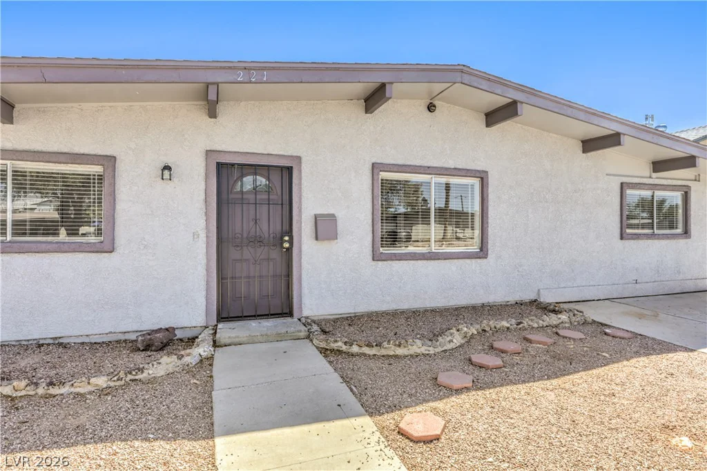 221 Milinane, Las Vegas, NV 89107