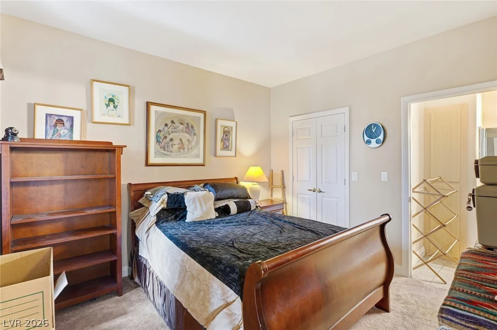 8000 Badura, Las Vegas, NV 89113