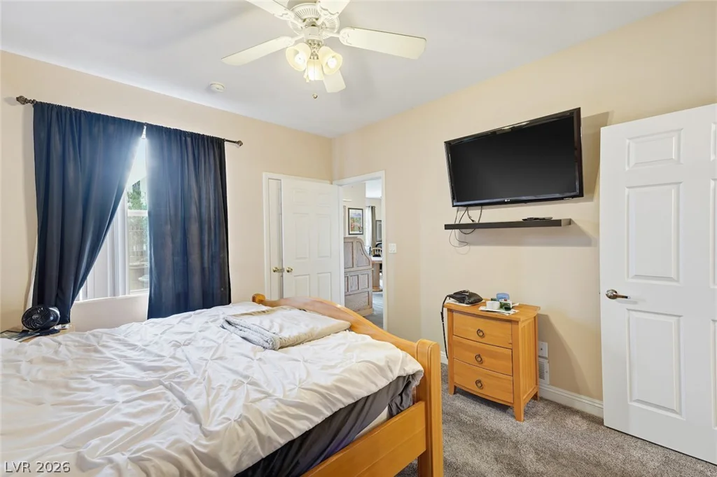 8000 Badura, Las Vegas, NV 89113