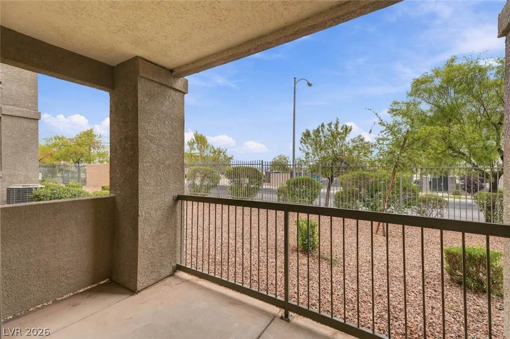 8000 Badura, Las Vegas, NV 89113