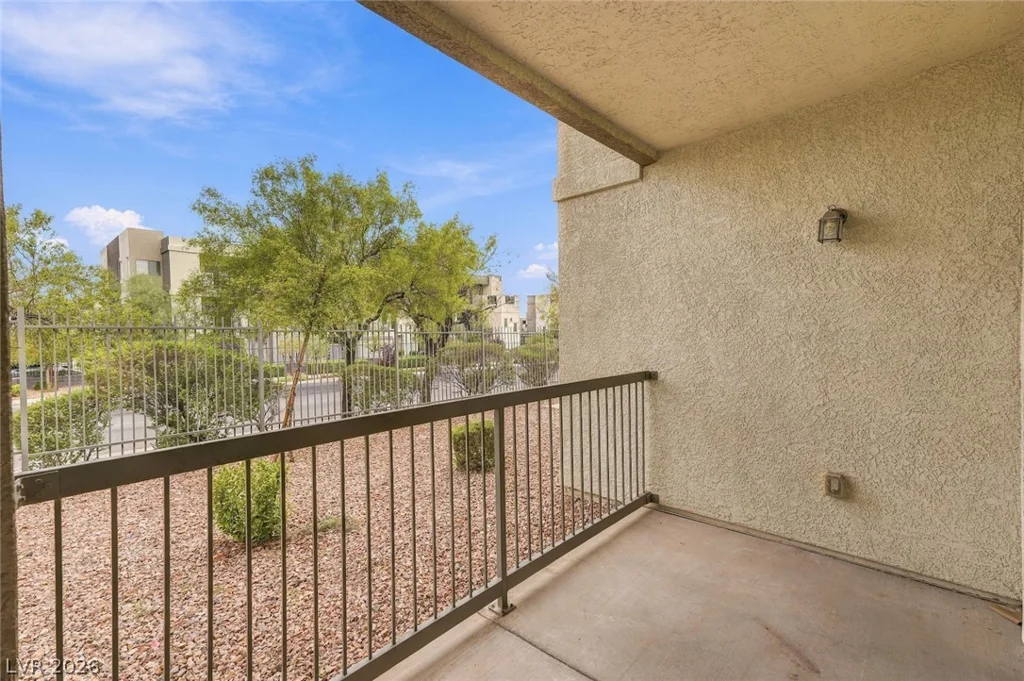 8000 Badura, Las Vegas, NV 89113