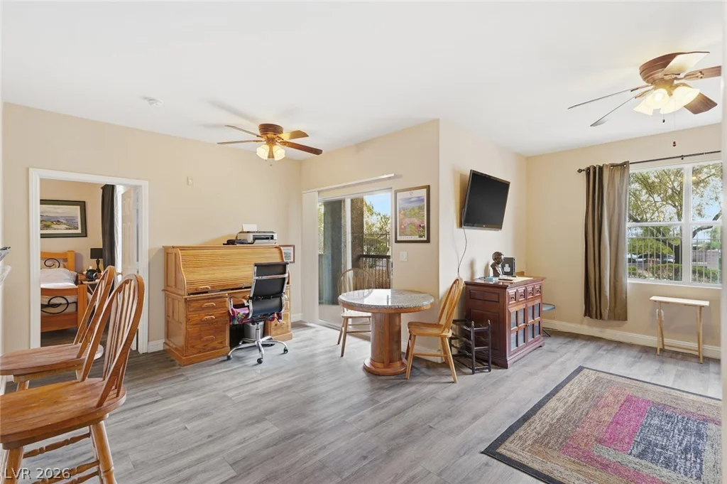 8000 Badura, Las Vegas, NV 89113
