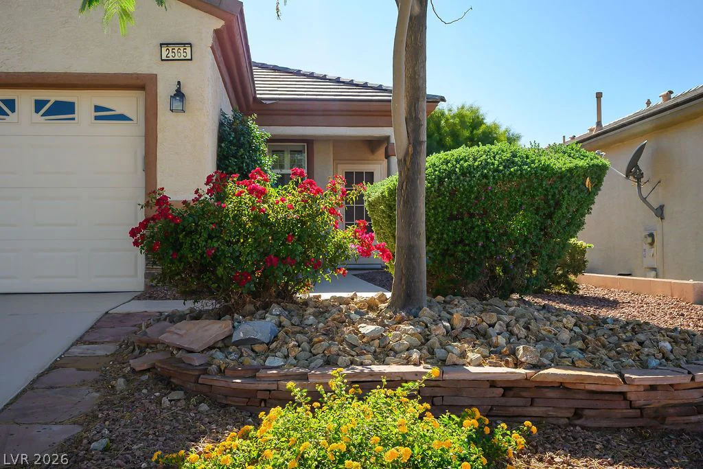 2565 Cosmic Dust, Henderson, NV 89044