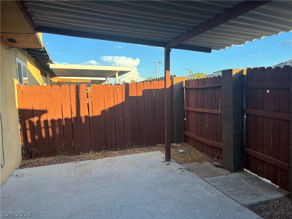 305 Van Wagenen, Henderson, NV 89015
