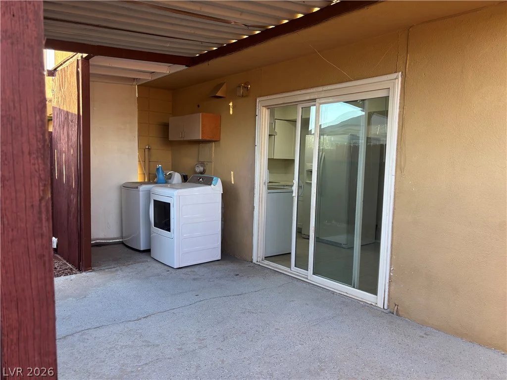 305 Van Wagenen, Henderson, NV 89015