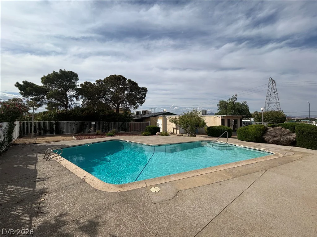 305 Van Wagenen, Henderson, NV 89015
