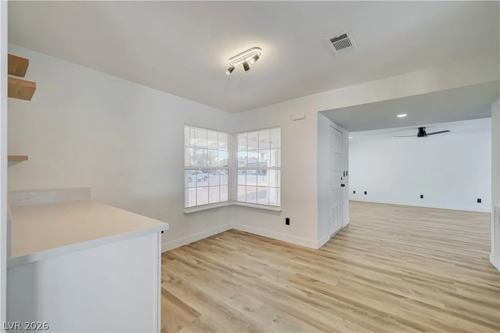 3846 Valley Meadow, Las Vegas, NV 89120