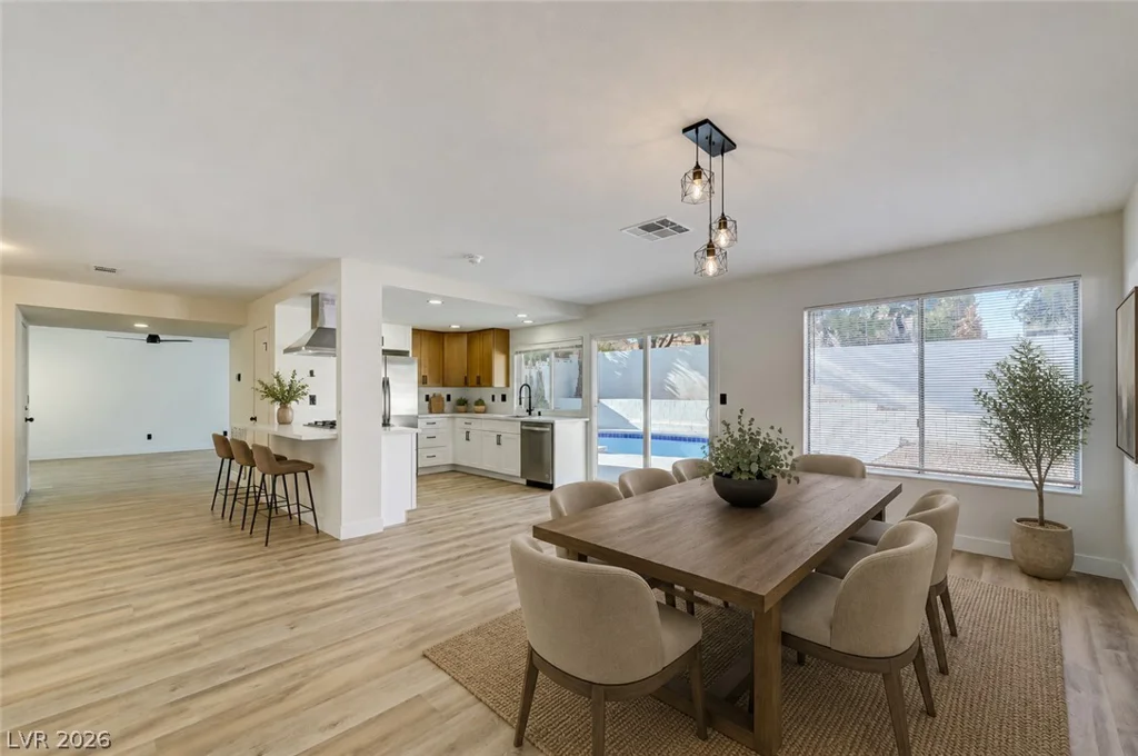 3846 Valley Meadow, Las Vegas, NV 89120