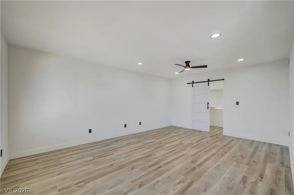 3846 Valley Meadow, Las Vegas, NV 89120