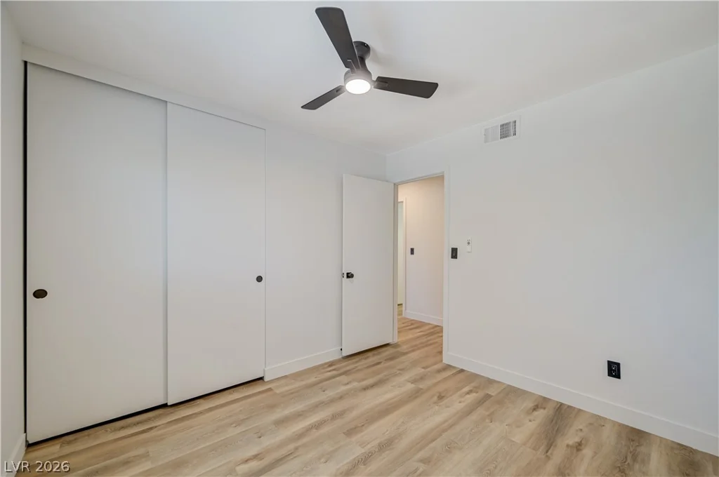 3846 Valley Meadow, Las Vegas, NV 89120