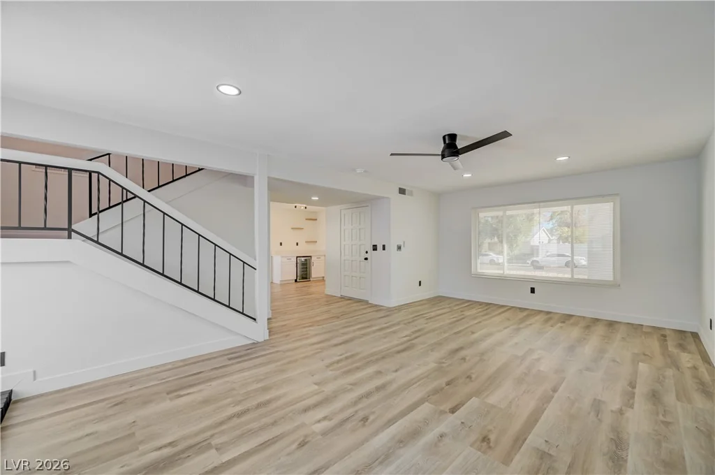 3846 Valley Meadow, Las Vegas, NV 89120