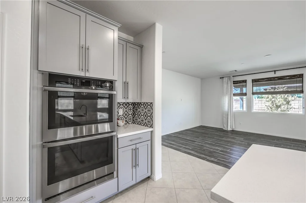 605 Cadence Vista, Henderson, NV 89011