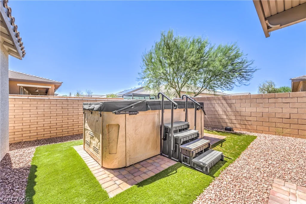 605 Cadence Vista, Henderson, NV 89011