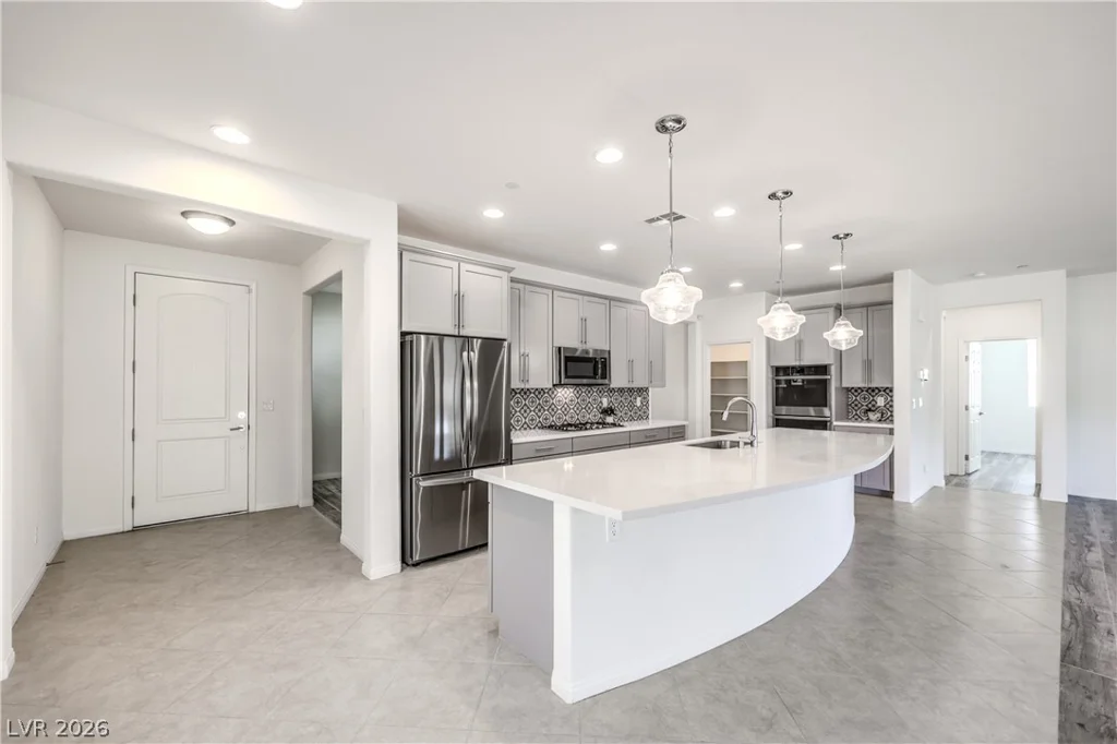605 Cadence Vista, Henderson, NV 89011