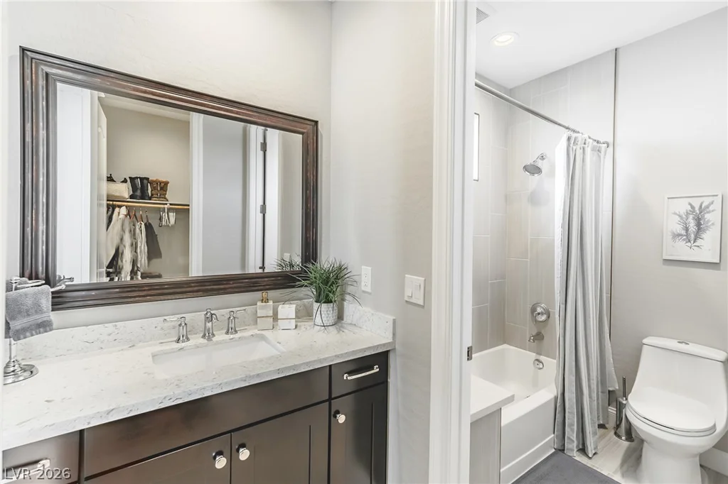 240 San Salvador, Henderson, NV 89002