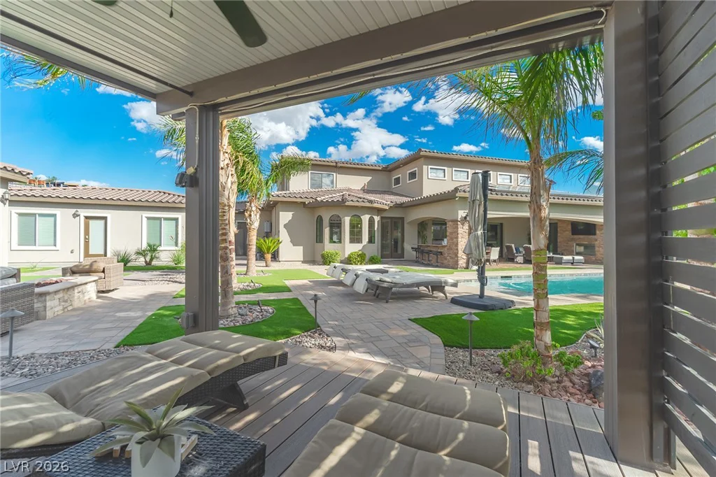 240 San Salvador, Henderson, NV 89002