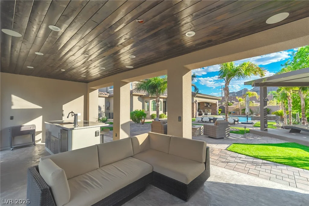 240 San Salvador, Henderson, NV 89002