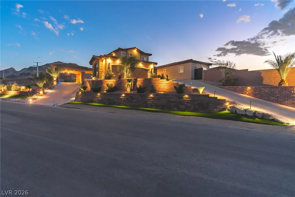 240 San Salvador, Henderson, NV 89002